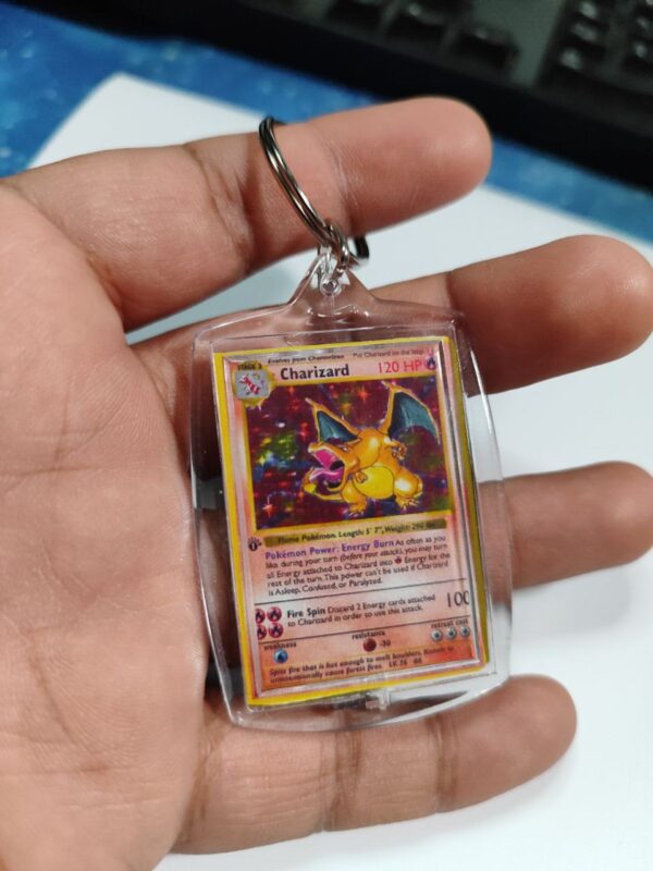 Llavero Pokemon Charizard (Mini Carta TCG)
