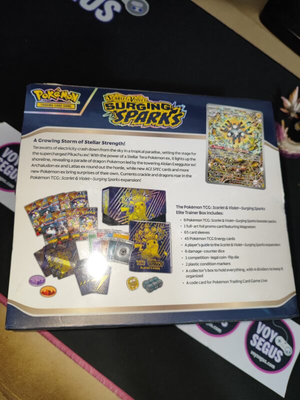 Pokémon - Scarlet & Violet: Surging Sparks Elite Trainer Box (Inglés)